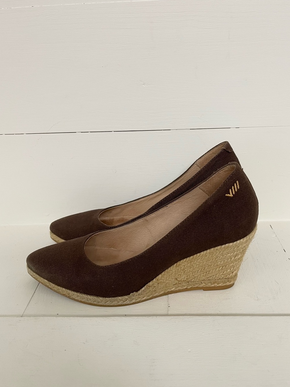 Viscata Barcelona brown canvas espadrille wedge pumps, size 36